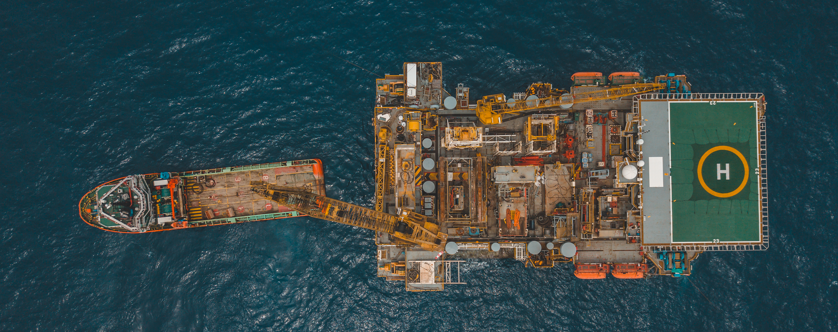 Arial photo of an offshore oil rig.