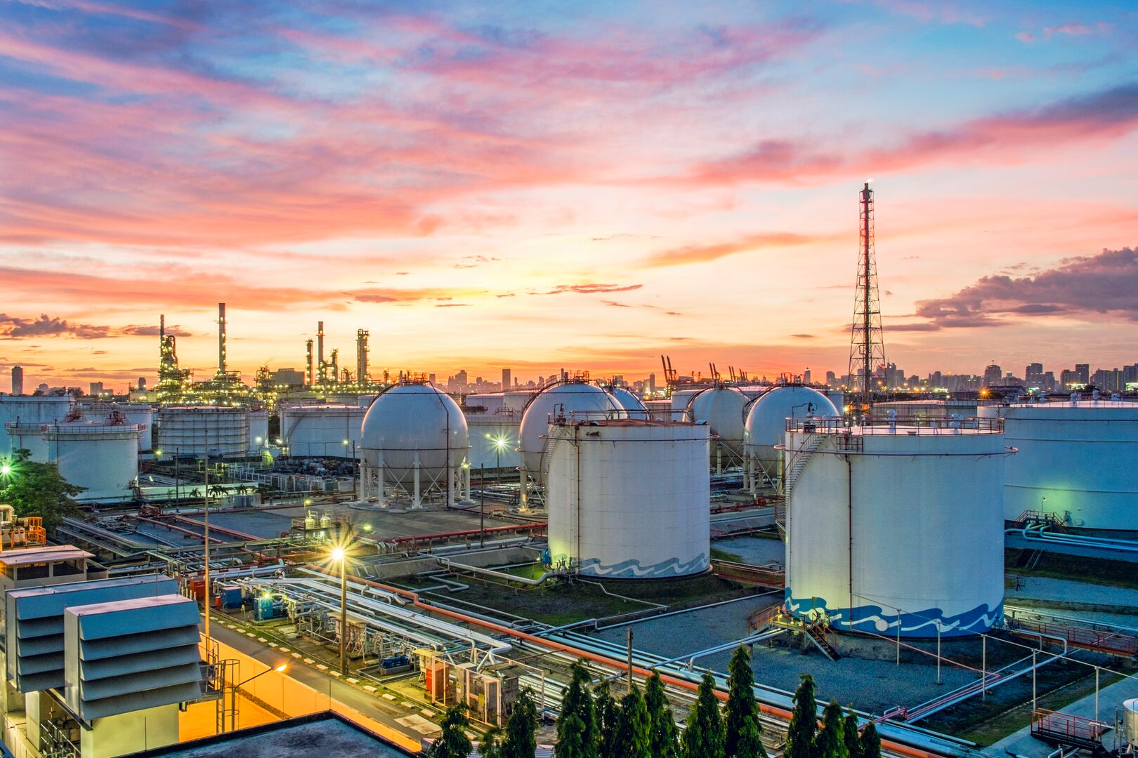 Refineries and petrochemical plants