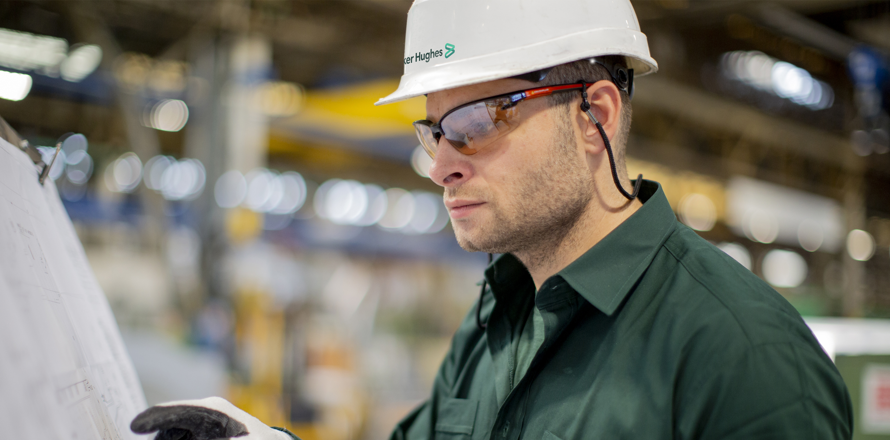 Photo of a Baker Hughes employee working.