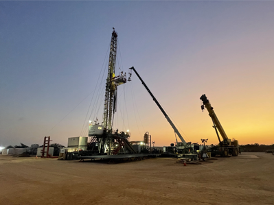 Photo of a land oil rig.