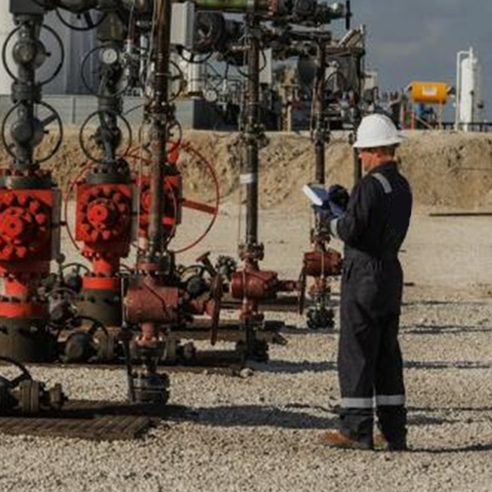 Field services image.