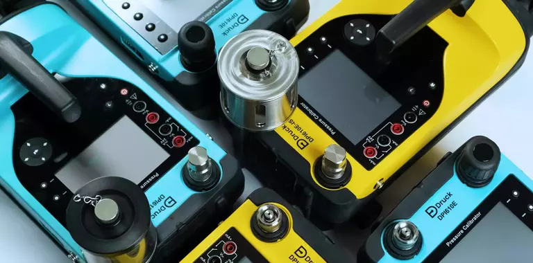 Calibrate and adjust an ADROIT Pressure Sensor with a DPI610E